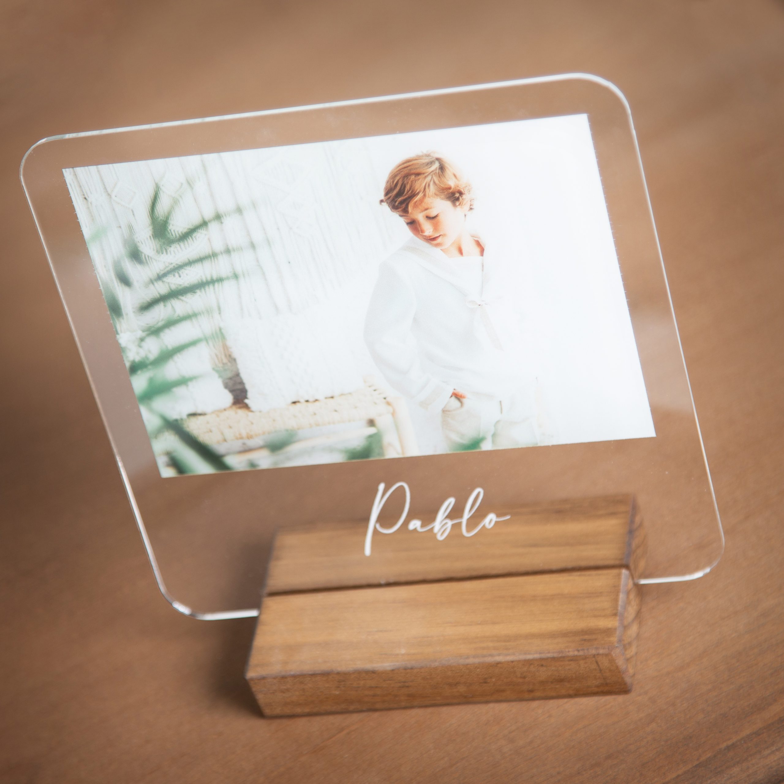 Metacrilato con peana 15x15