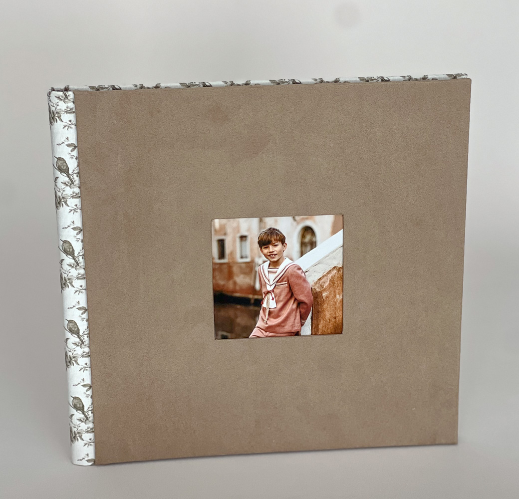 Álbum comunión ventana fotográfica
